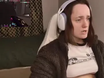 luna_loveeee on Chaturbate