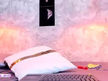 luxury_woman_ from Chaturbate