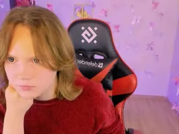 Chaturbate madeline_doll is Freechat madeline_doll — IM NEW HERE! #new #teen #18 #young #bigass