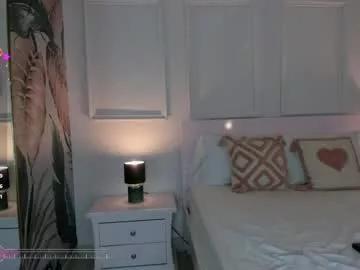 maiia_cute from Chaturbate