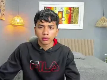 markbowie — GOAL: show as :hot [90 tokens remaining] thank you babys i love you babys