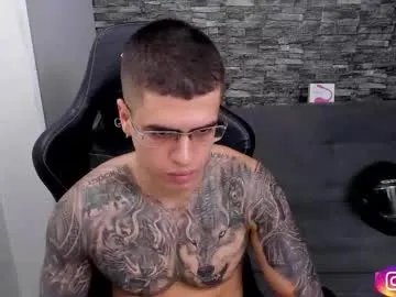 Freechat mathew_wolf4 on Chaturbate