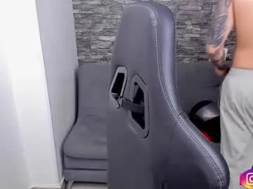 Freechat mathew_wolf4 on Chaturbate