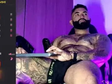 Freechat max__prada on Chaturbate