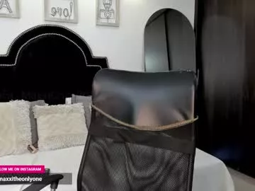 Freechat maxxicruz on Chaturbate