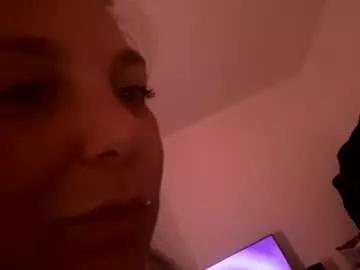 Naked Room melli23 