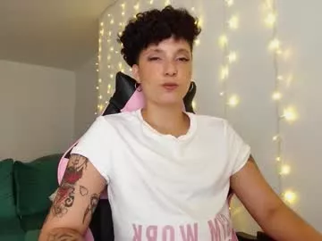 Freechat merida__freckles on Chaturbate