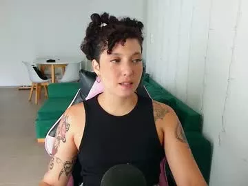 Freechat merida__freckles on Chaturbate