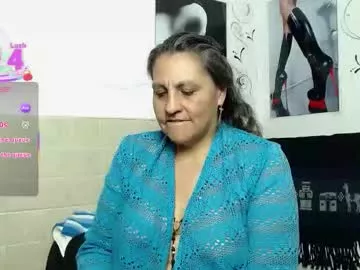 Freechat merlyna_goldens on Chaturbate