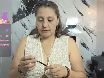 Freechat merlyna_goldens on Chaturbate