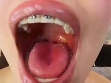 Naked Room mia_roux13 