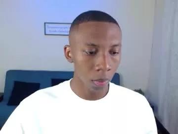 miiloo18 from Chaturbate