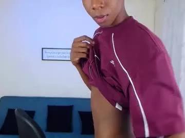 miiloo18 from Chaturbate