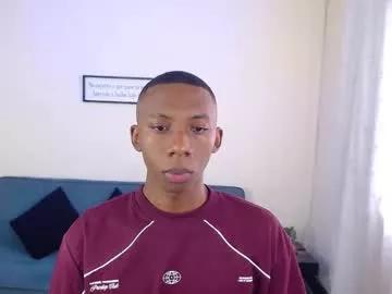 miiloo18 from Chaturbate
