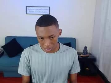 miiloo18 from Chaturbate