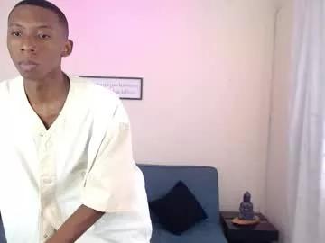 miiloo18 from Chaturbate