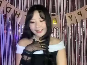 Freechat mirafloat on Chaturbate