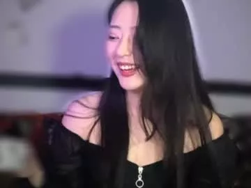 Freechat mirafloat on Chaturbate