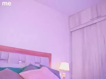 missjuliaa_ from Chaturbate