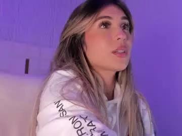 missjuliaa_ from Chaturbate