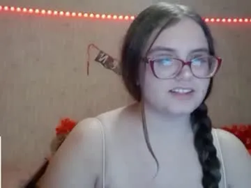 miyabe — GOAL: One track - dance for you [25 tokens remaining] Hi, I'm Milana, nice to meet you! #teen #nonude #glasses  #curvy #bigboobs