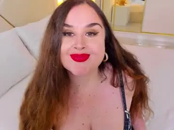 Freechat mommycurves on Chaturbate