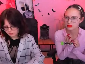 Private mona_cloud on Chaturbate