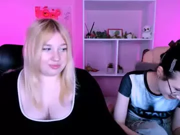 Private mona_cloud on Chaturbate