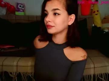 moto_ponchik from Chaturbate