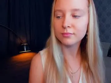 Freechat nicolavanderbie on Chaturbate