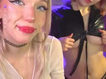 nikkisilk from Chaturbate is Freechat