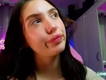 oopsiekitten from Chaturbate