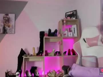 Naked Room pink_secret 