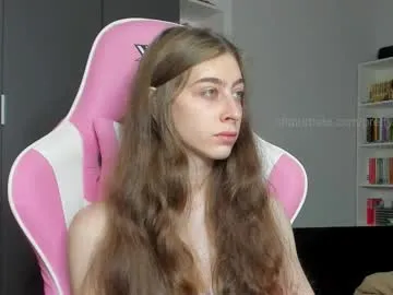 Away prettysomething on Chaturbate