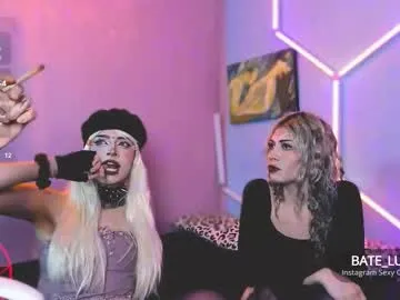 Freechat princesita_valija on Chaturbate