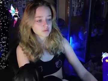 Naked Room queen_kitty1818 