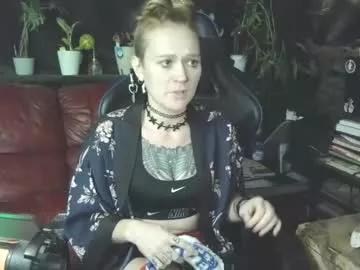 queenfrostbitten from Chaturbate