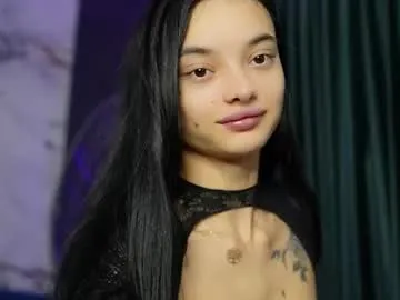 Freechat rachelravee on Chaturbate