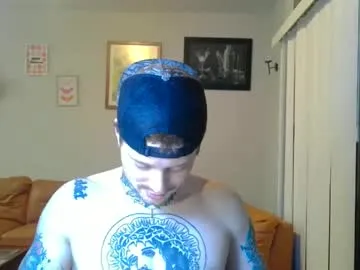 Freechat redinthebed on Chaturbate