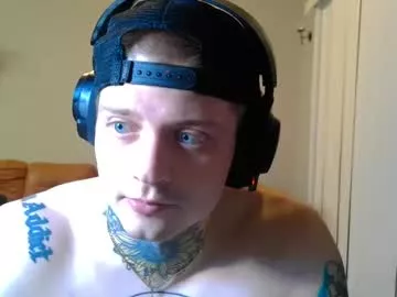 Freechat redinthebed on Chaturbate