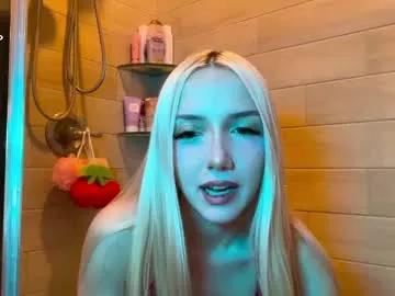 Naked Room riababe 
