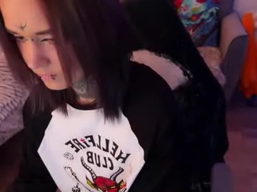 ripper_66 — TEASE SHOW ! VID-400 #goth  #tease  #shy  #cute  #smalltits [1500 tokens remaining]