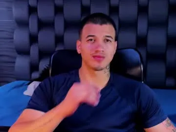 rocco_santos — flex naked and oil [30 tokens left] #lovense #fitboy #muscles #teen