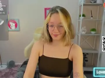 Freechat rockett_bunny on Chaturbate