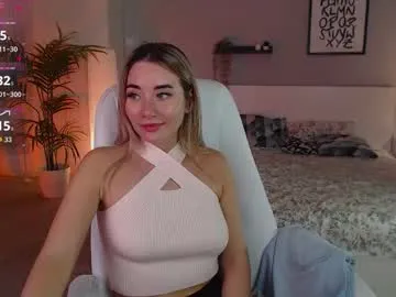 rosie_mac — GOAL: make my ass red [199 tokens remaining] sweet room with sweet inside it #blonde #cute #german #daddy #natural