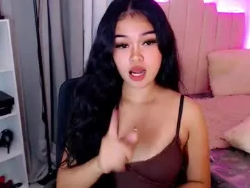 Freechat roxxy_blossom on Chaturbate