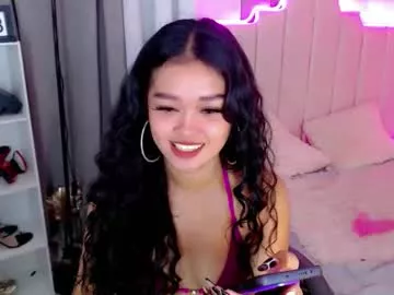 Freechat roxxy_blossom on Chaturbate