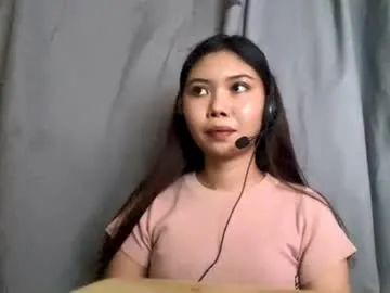 sarahcyganiewicz on Chaturbate