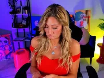 sarahholly from Chaturbate