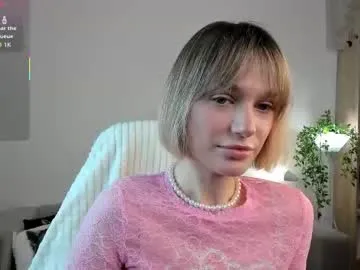 Freechat sarilit on Chaturbate
